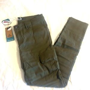 Prana Meme - Size 6 New with Tags - Green